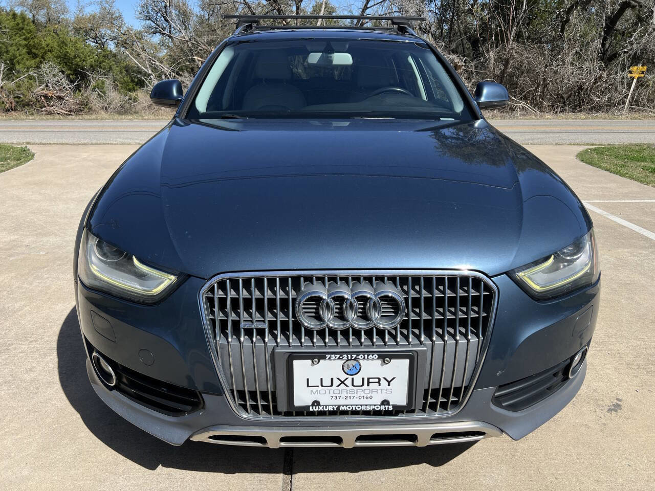 Used 2015 Audi A4 Premium w/ Audi MMI Navigation image 3