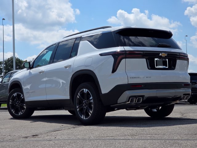 New 2027 Chevrolet Traverse LT w/ Sun and Wheel Package AWD/4WD image 16