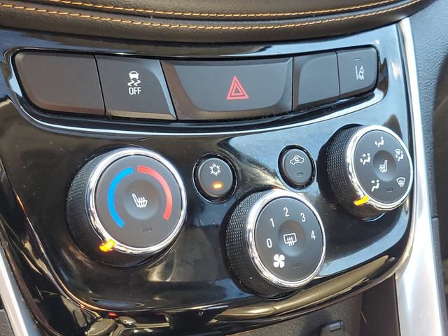 Used 2018 Chevrolet Trax Premier FWD image 23
