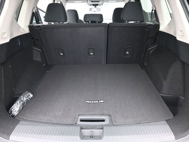 New 2026 Nissan Rogue SV w/ Cold Weather Package FWD image 10