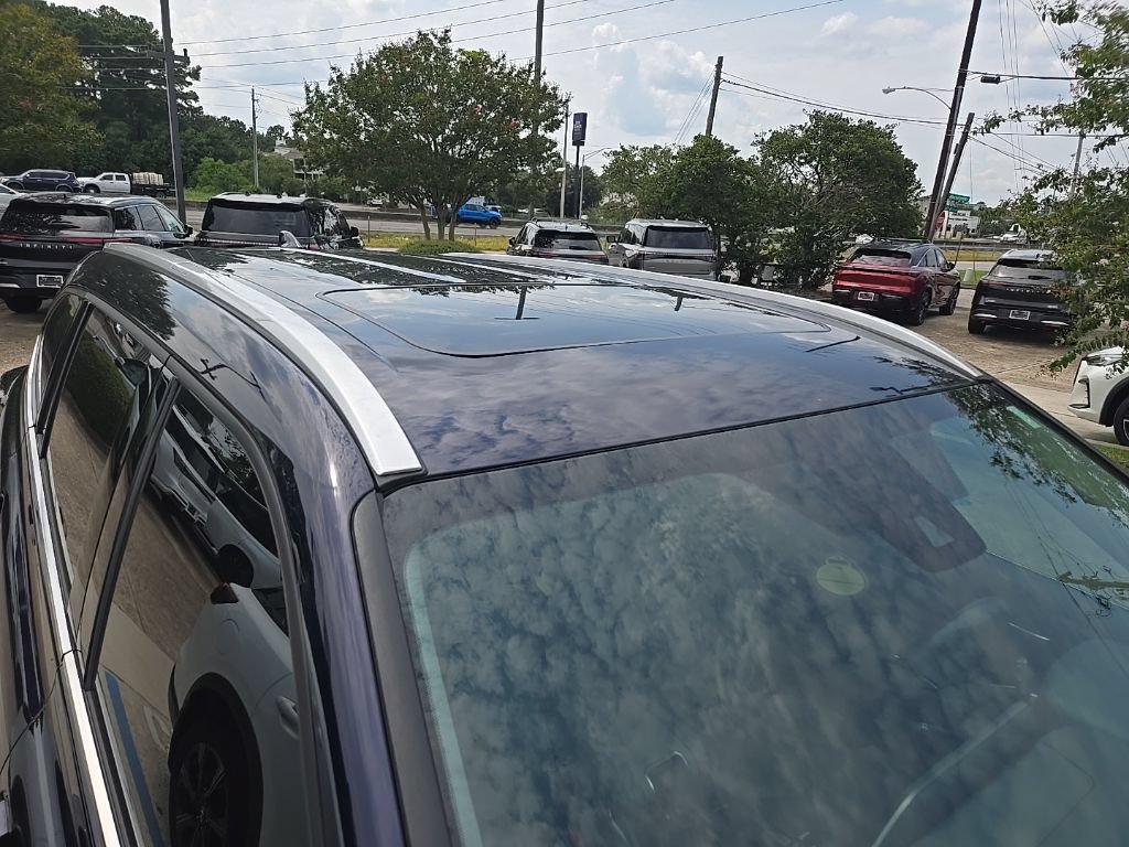 Used 2022 Toyota Highlander XLE FWD image 5