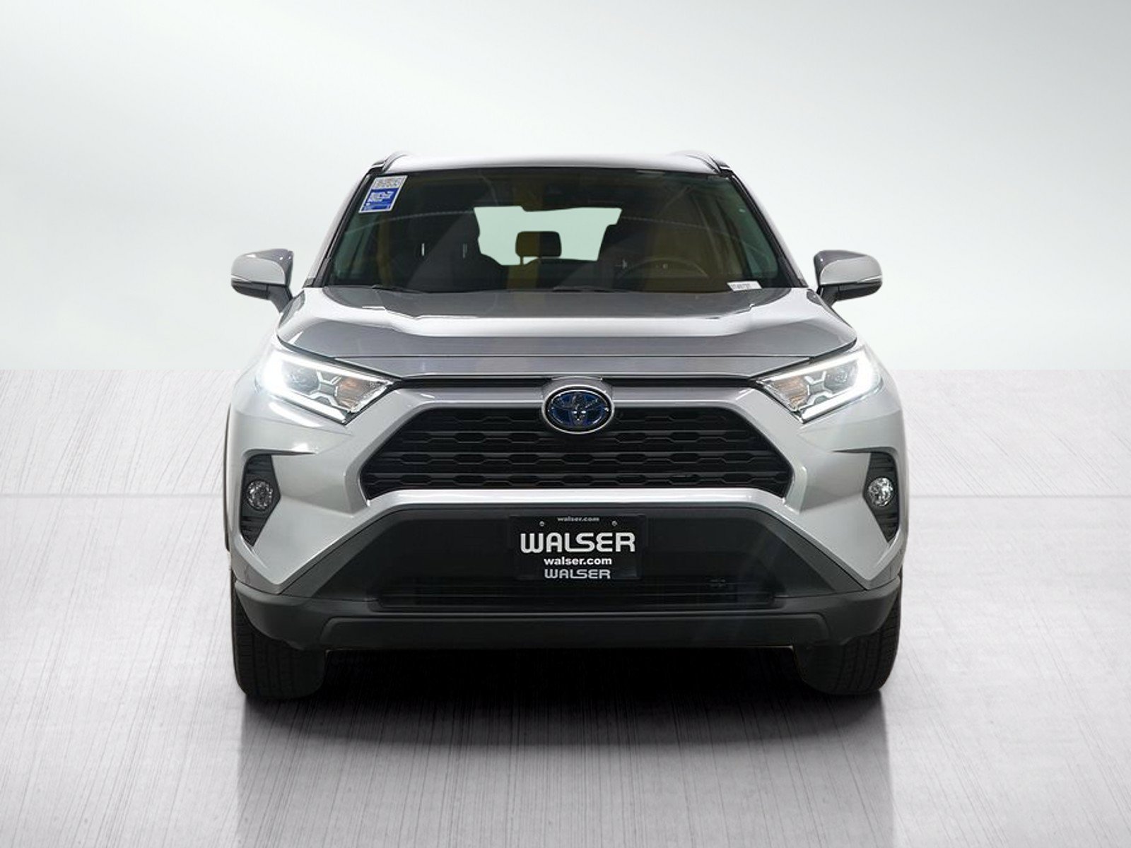 Used 2021 Toyota RAV4 XLE w/ XLE Grade Weather Package AWD/4WD image 8