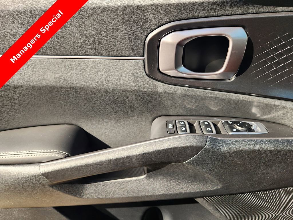 New 2025 Kia Sorento S image 16