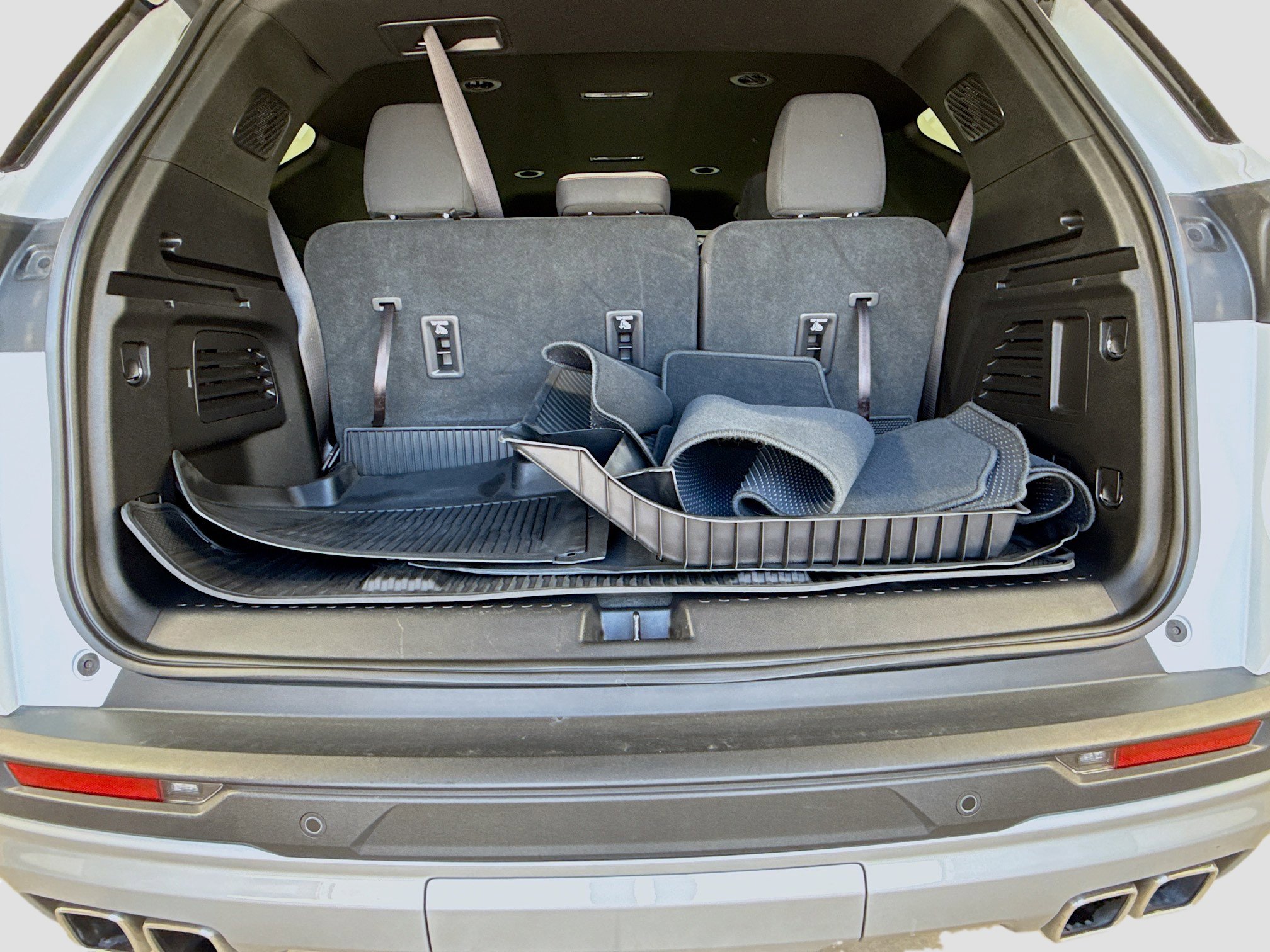 Used 2025 Chevrolet Traverse LT w/ LPO, Floor Liner Package AWD/4WD image 27
