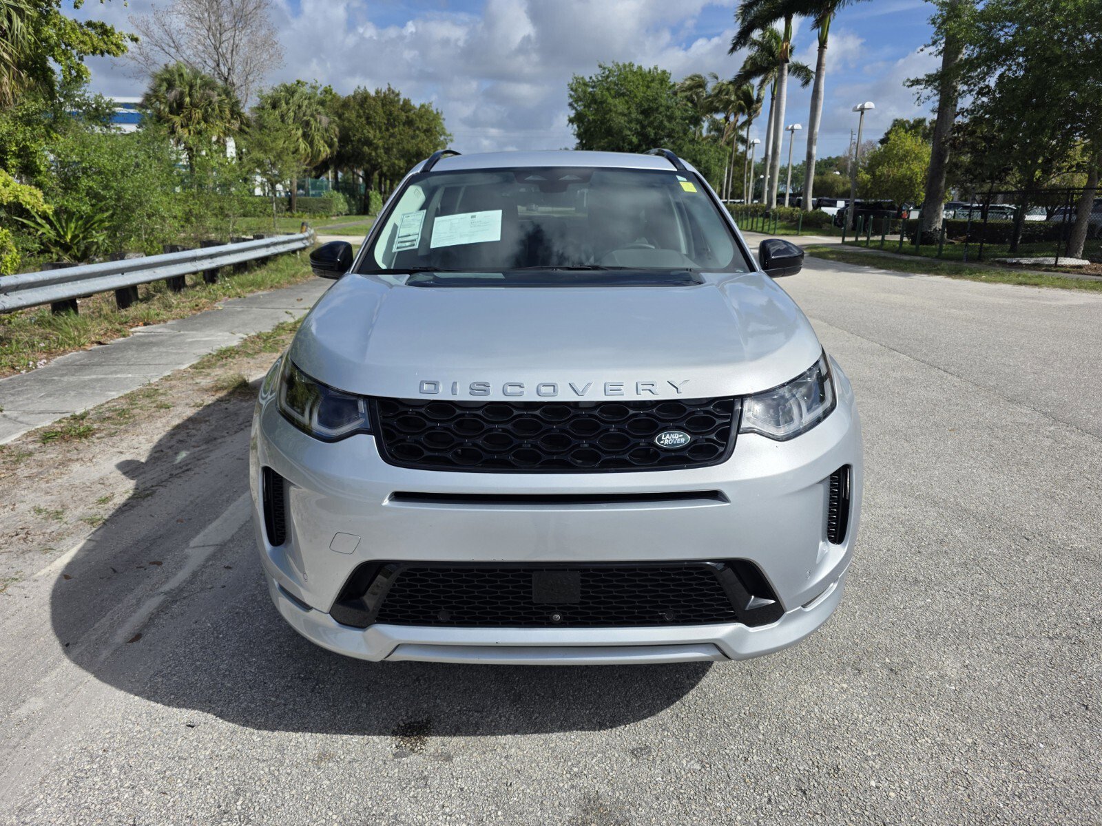 Certified 2025 Land Rover Discovery Sport S image 8