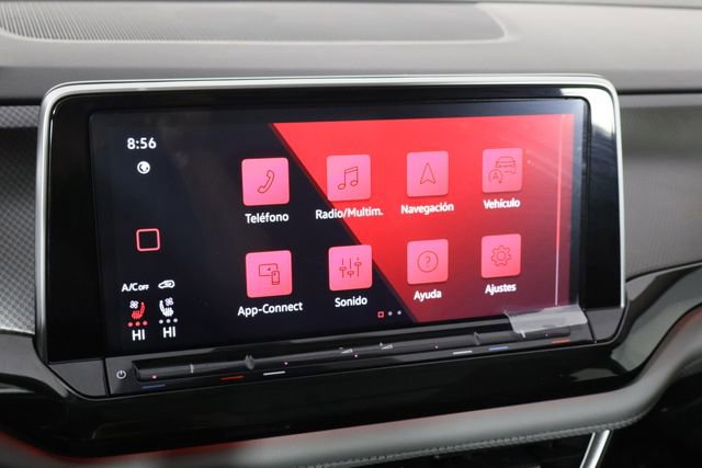 Used 2025 Volkswagen Atlas Peak Edition SE image 39