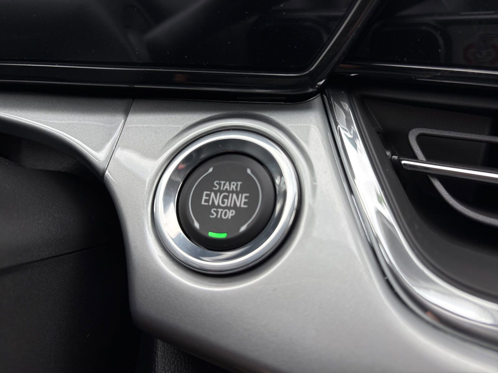 New 2026 Chevrolet Trax LT w/ Driver Confidence Package image 29