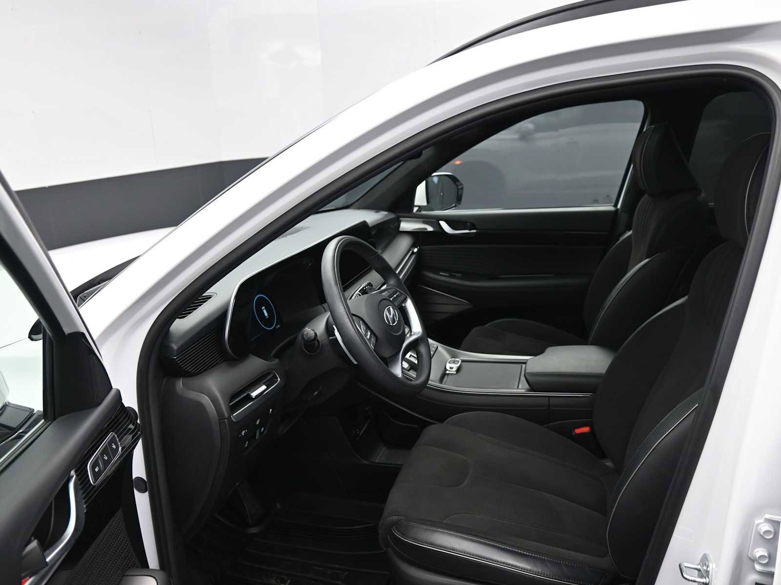 Used 2025 Hyundai Palisade Calligraphy image 23