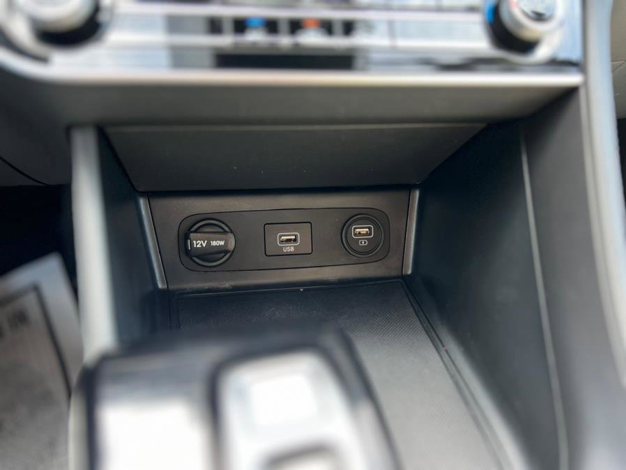 Used 2023 Hyundai Sonata SE w/ Preferred Accessory Package image 21