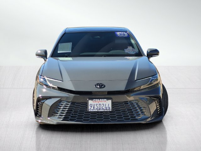 Used 2025 Toyota Camry XSE FWD image 2