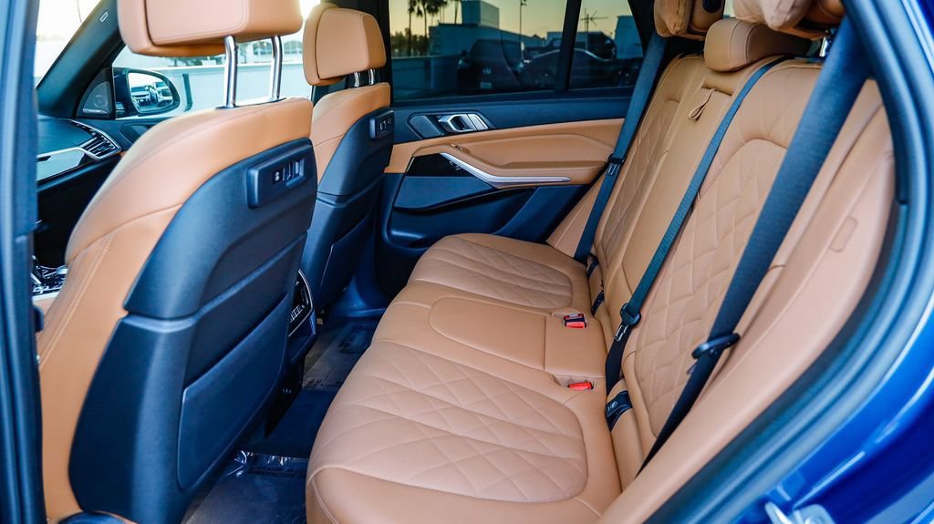Used 2023 BMW X5 M50i AWD/4WD image 23