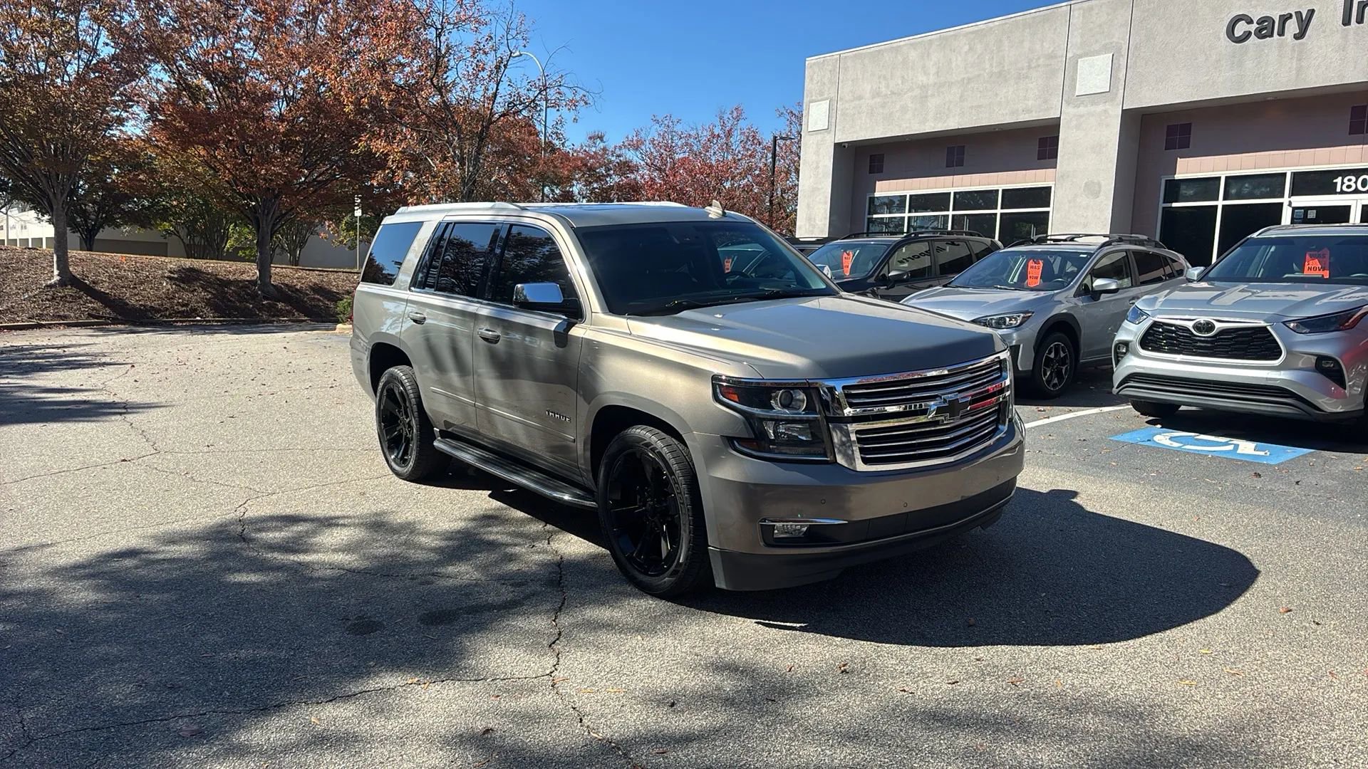 Used 2018 Chevrolet Tahoe Premier image 3