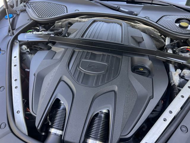 Used 2025 Porsche Panamera w/ Premium Package image 42