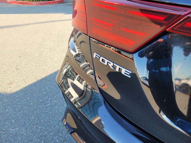Used 2024 Kia Forte GT-Line FWD image 6