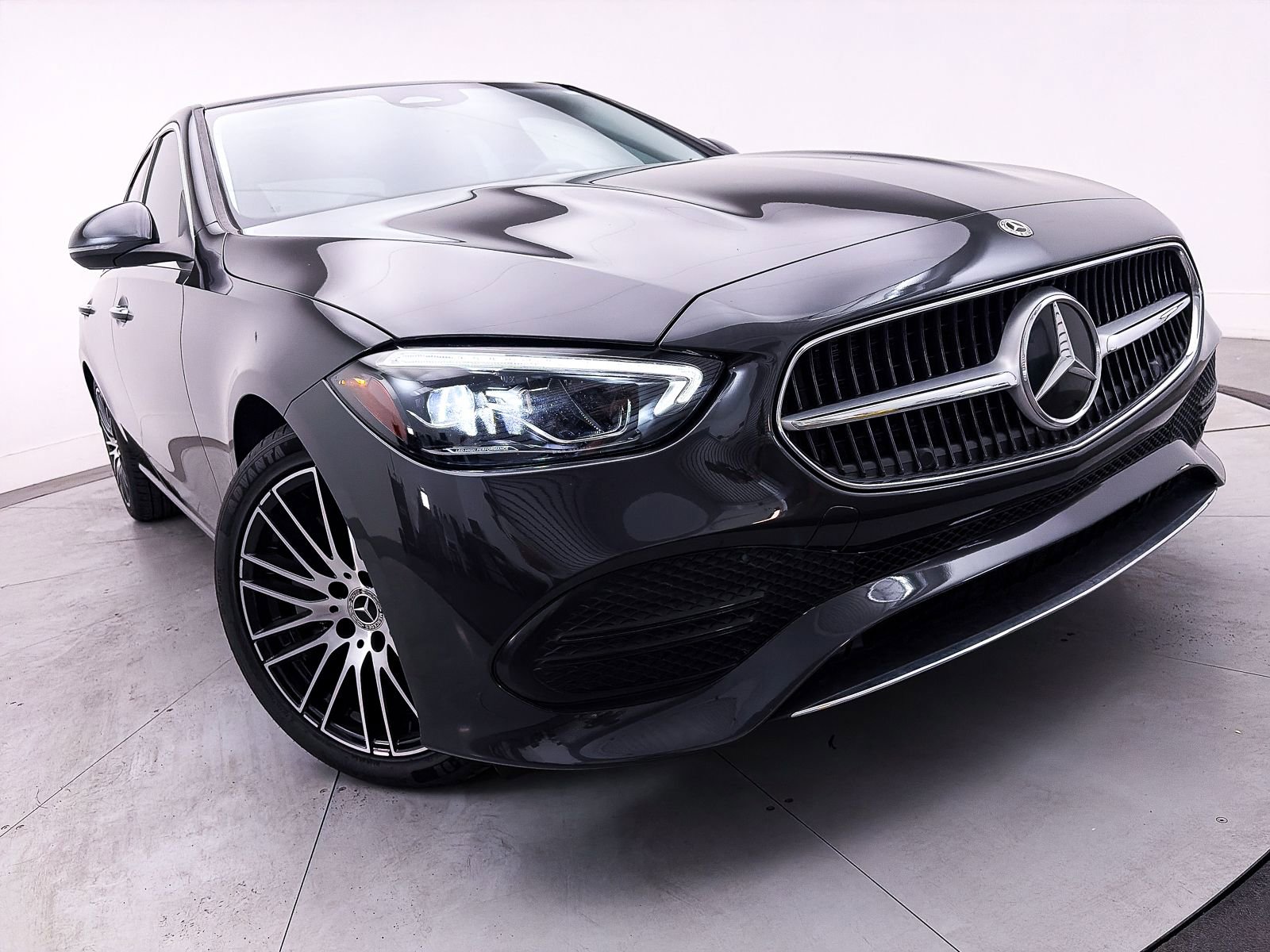 Used 2022 Mercedes-Benz C 300 Sedan image 10