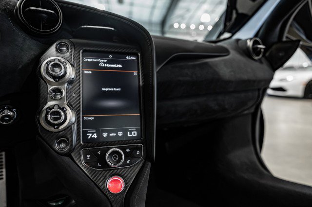 Used 2018 McLaren 720S Performance image 25