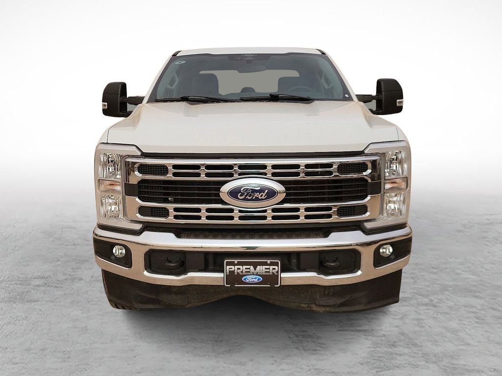 Used 2024 Ford F250 XLT w/ FX4 Off-Road Package image 3