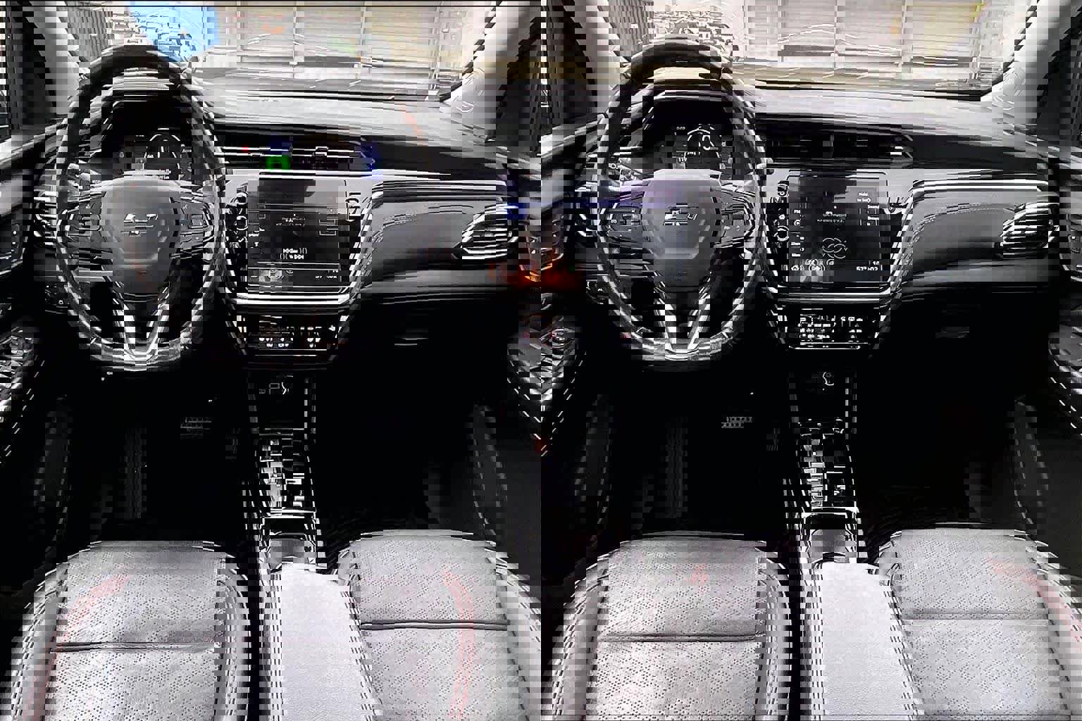 Used 2023 Chevrolet Bolt EUV LT w/ Convenience Package image 18