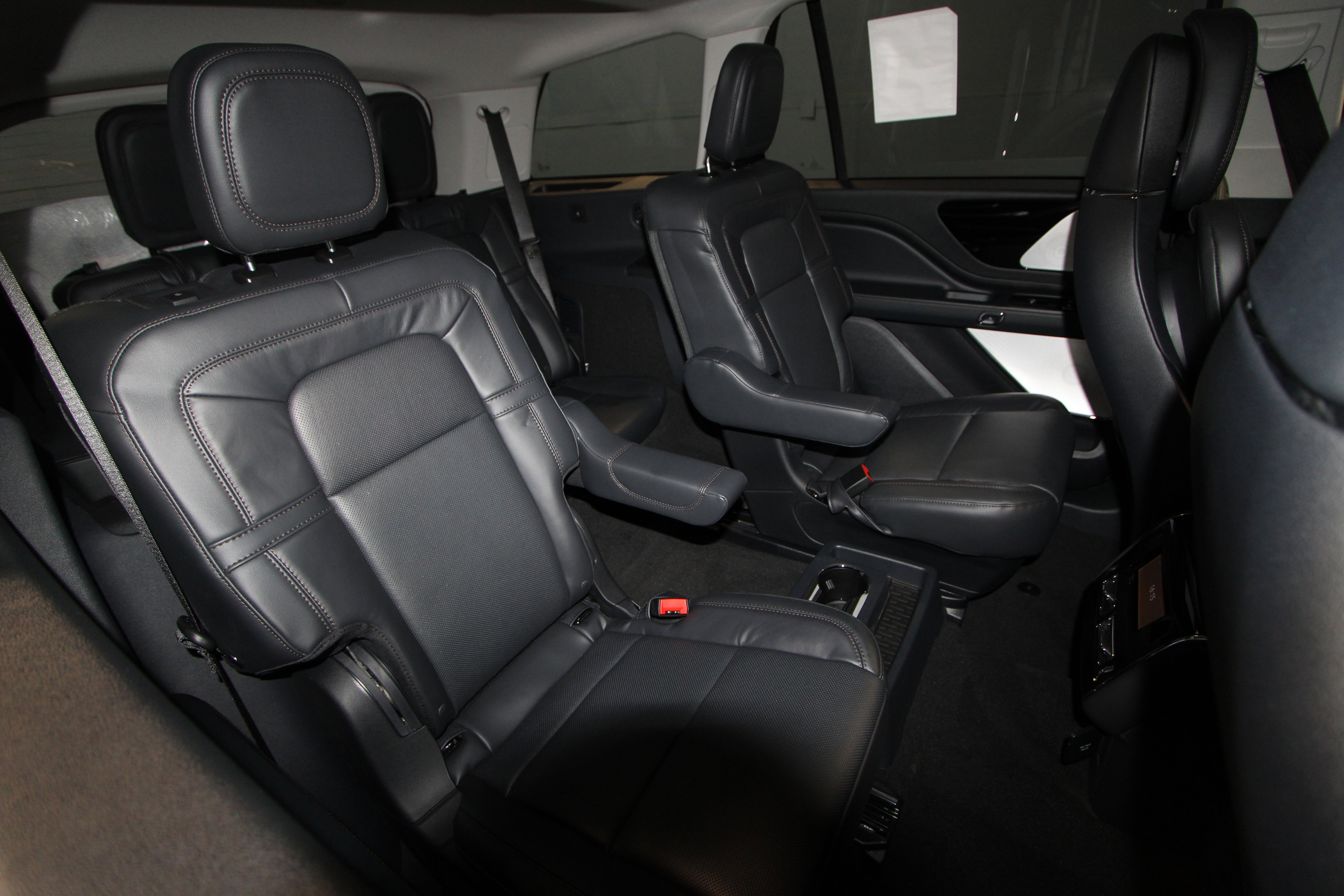 New 2026 Lincoln Aviator Reserve image 21