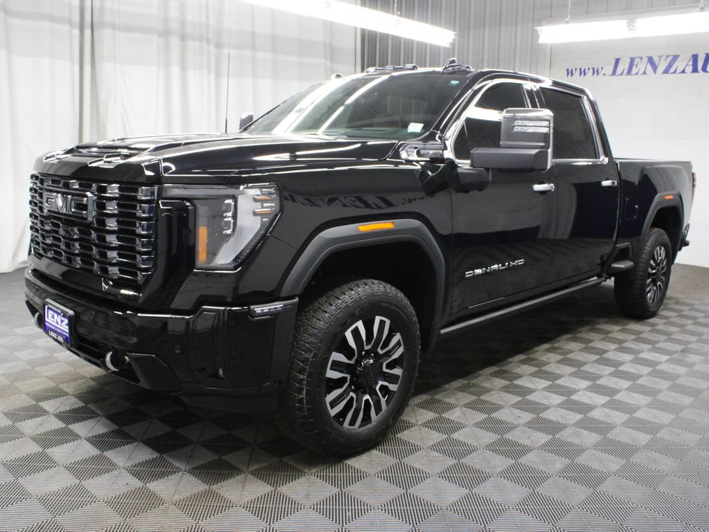 Used 2026 GMC Sierra 3500 Denali Ultimate AWD/4WD image 9