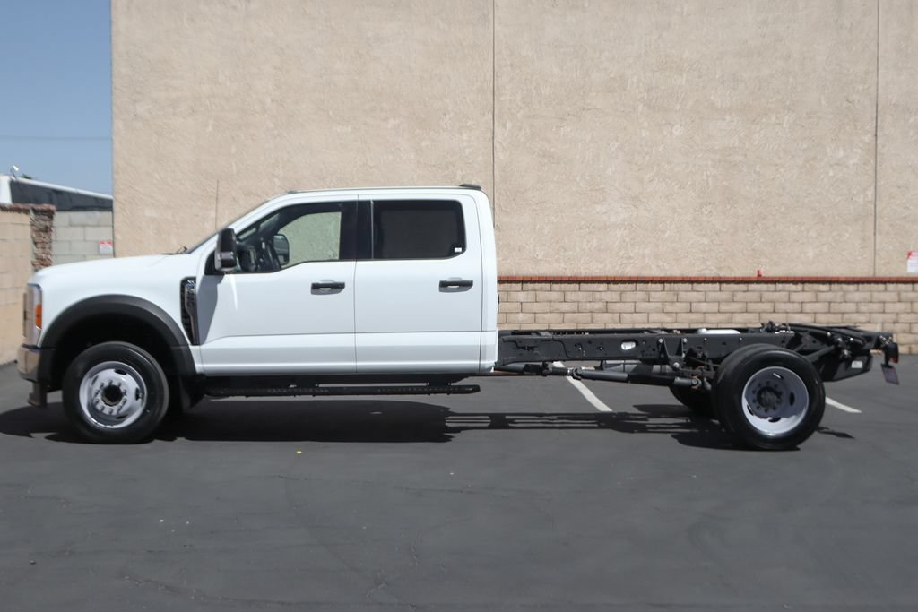 Used 2023 Ford F550 2WD Crew Cab Super Duty image 5
