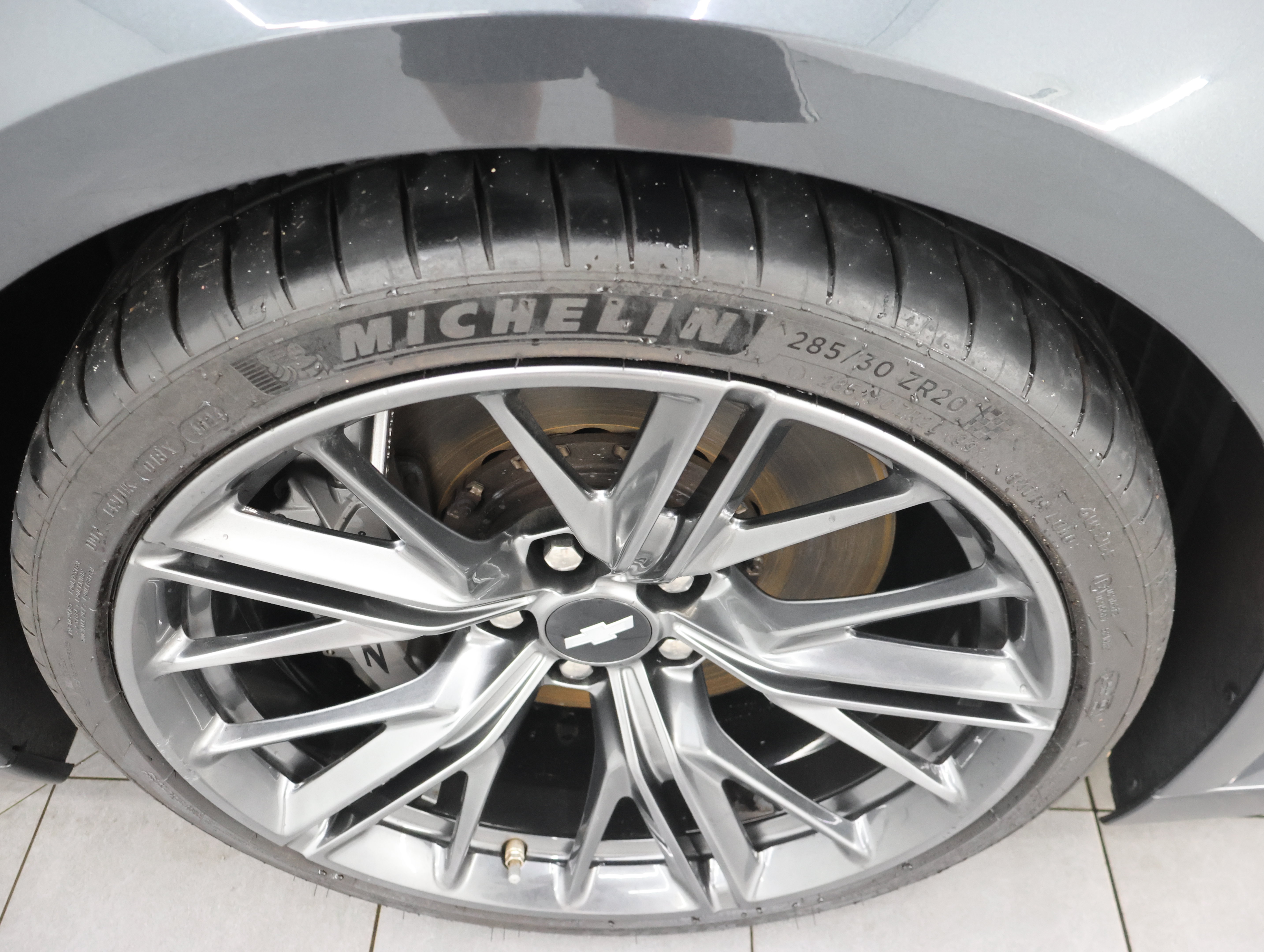 Used 2017 Chevrolet Camaro ZL1 RWD image 3