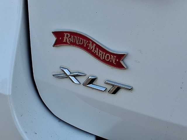 Used 2023 Ford Explorer XLT w/ Equipment Group 202A AWD/4WD image 30