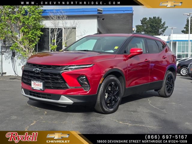Used 2024 Chevrolet Blazer LT FWD image 1