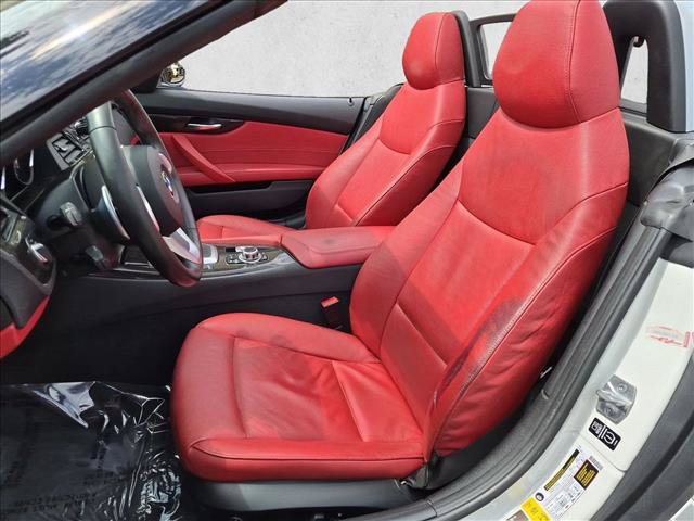 Used 2014 BMW Z4 sDrive28i RWD image 15