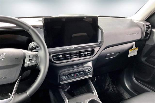 New 2025 Ford Bronco Sport Outer Banks image 6