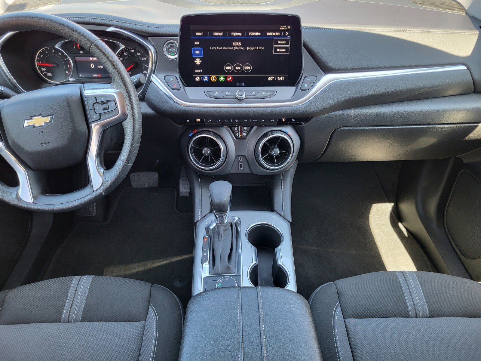 Used 2025 Chevrolet Blazer LT image 15