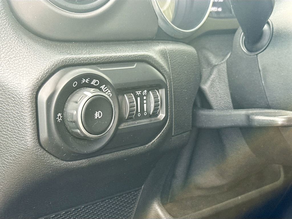 Used 2021 Jeep Wrangler Unlimited Sport image 11