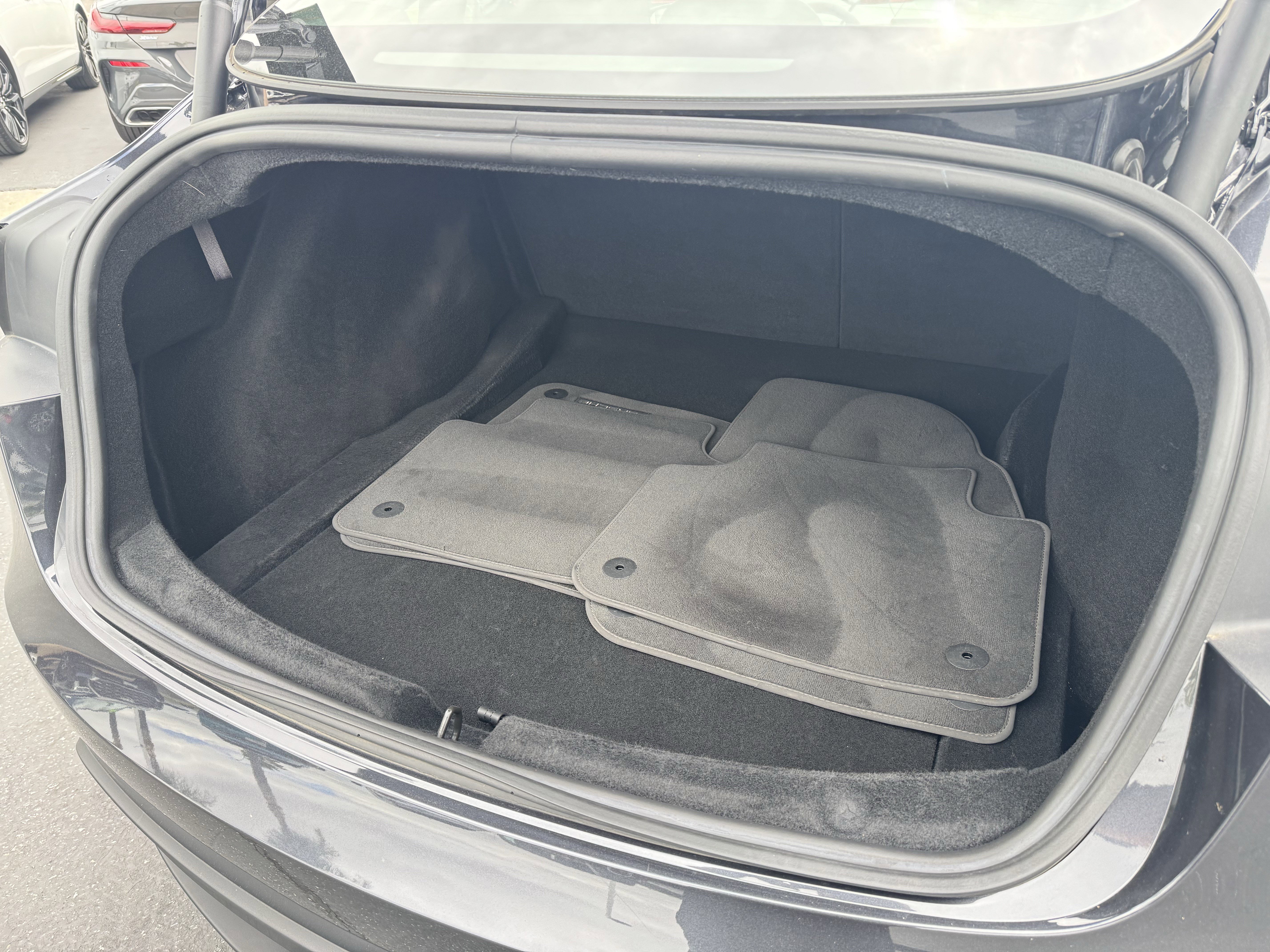 Used 2024 Tesla Model 3 Long Range RWD image 37
