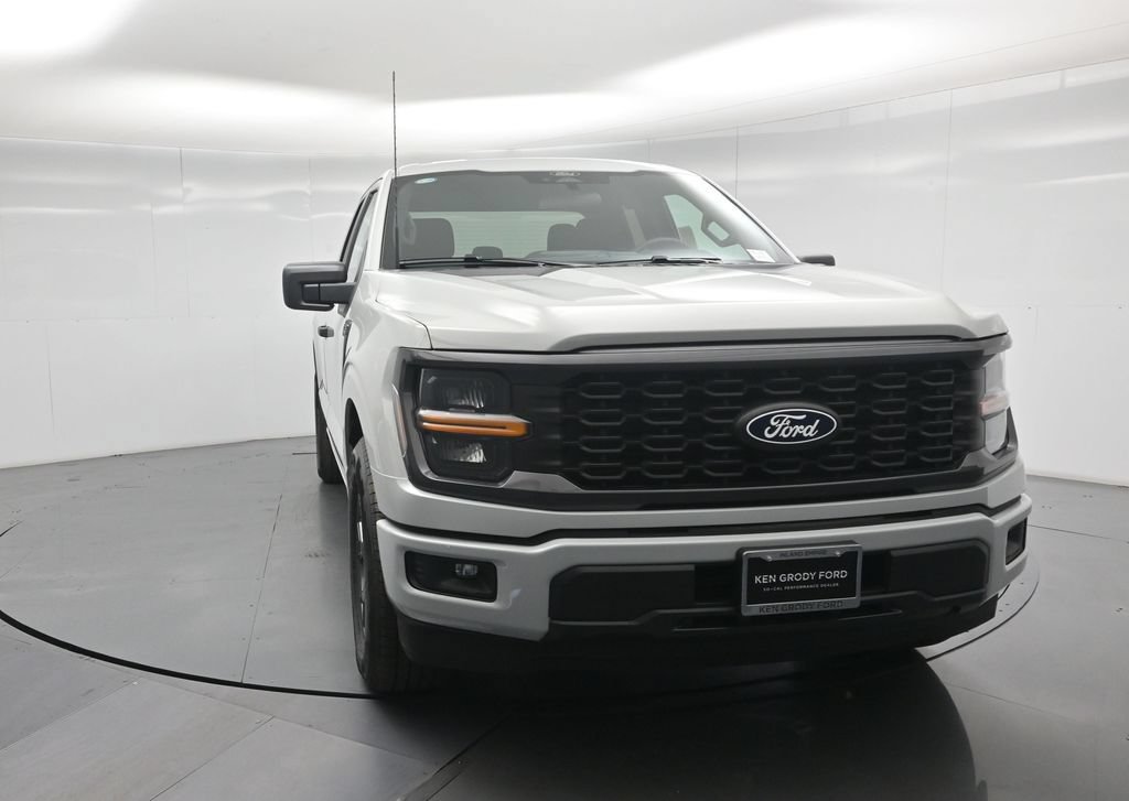 New 2026 Ford F150 STX w/ Equipment Group 200A RWD image 43