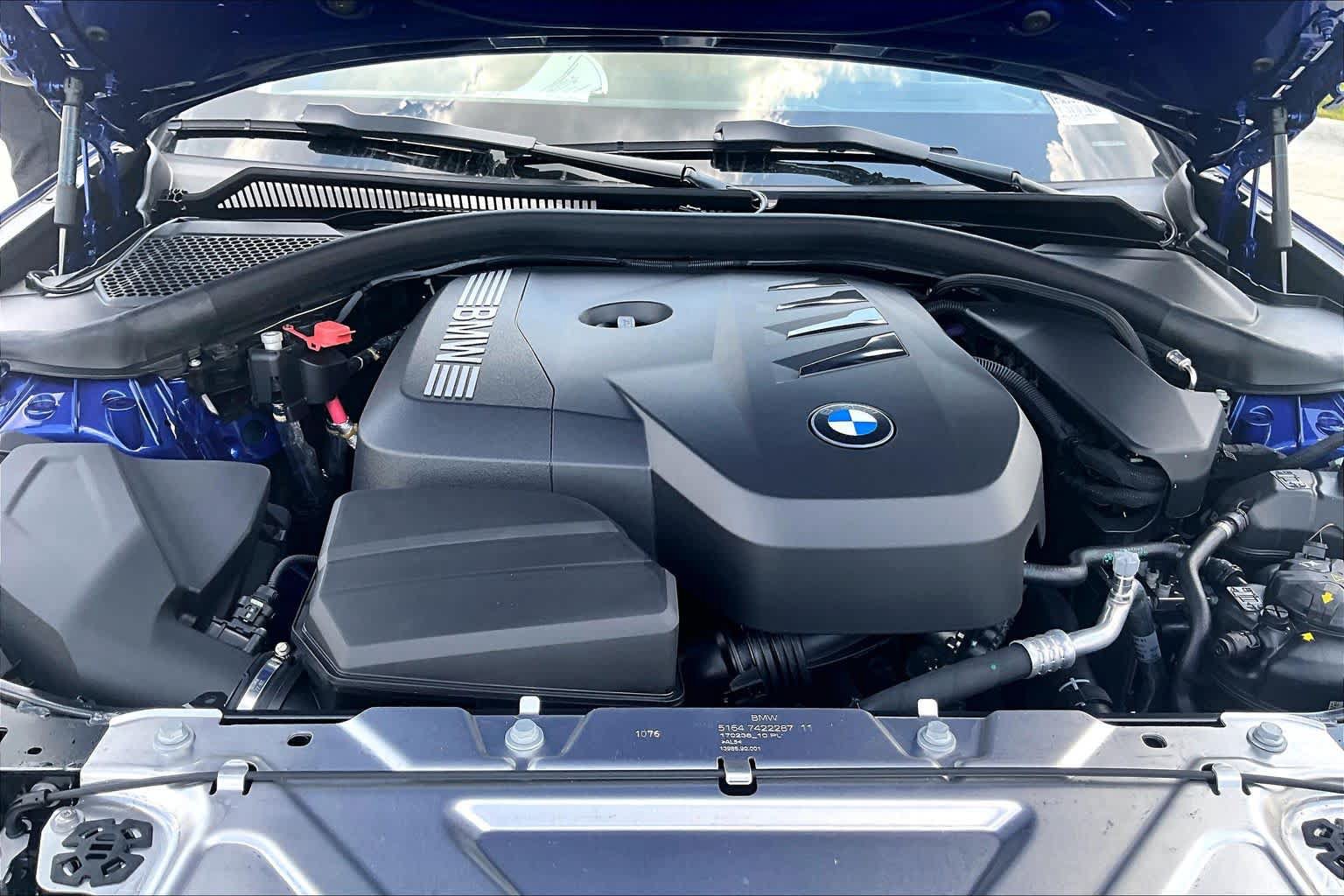 Used 2026 BMW 330i Sedan w/ M Sport Package RWD image 30