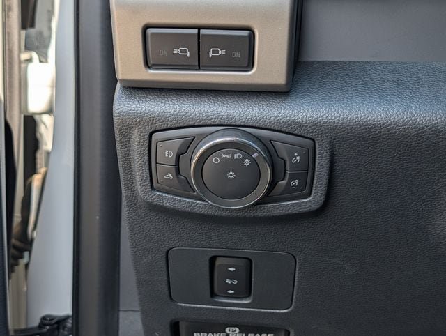 Used 2022 Ford F250 Lariat w/ Lariat Value Package AWD/4WD image 24