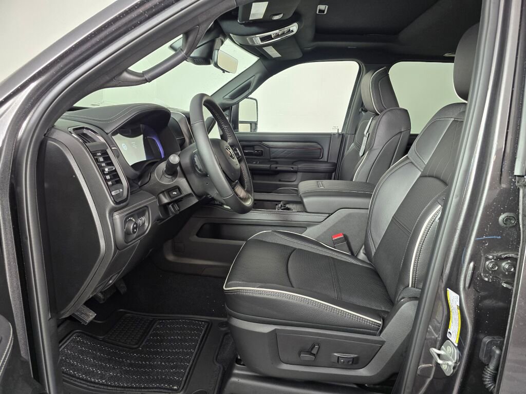 New 2026 RAM 3500 Limited image 18