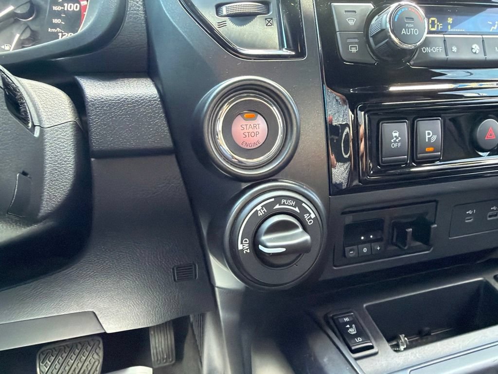 Used 2021 Nissan Titan PRO-4X w/ Pro-4x Convenience Package AWD/4WD image 29