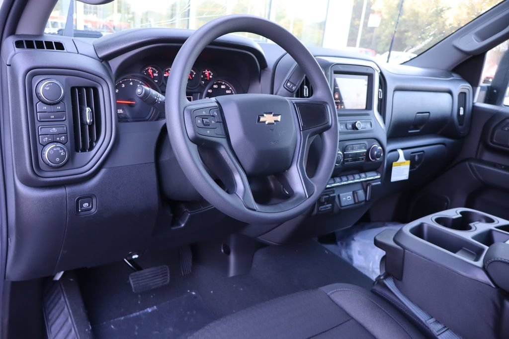 New 2026 Chevrolet Silverado 2500 Custom w/ Custom Convenience Package AWD/4WD image 6