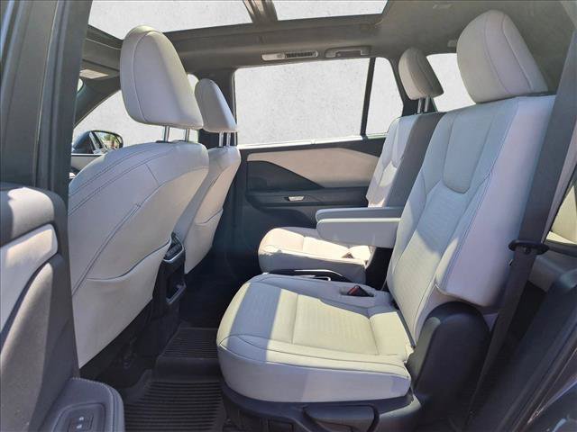 Used 2025 Lexus TX 350 AWD w/ Captains Chair Package image 17