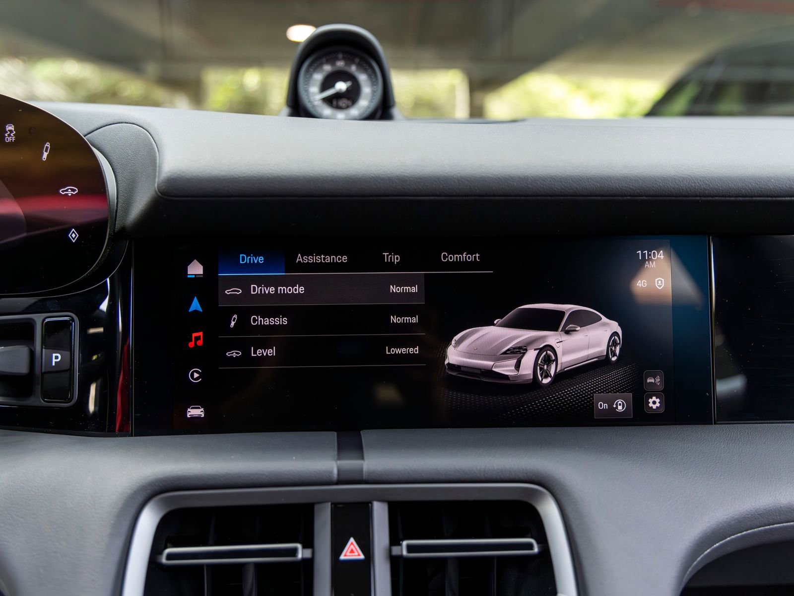 Certified 2025 Porsche Taycan image 40