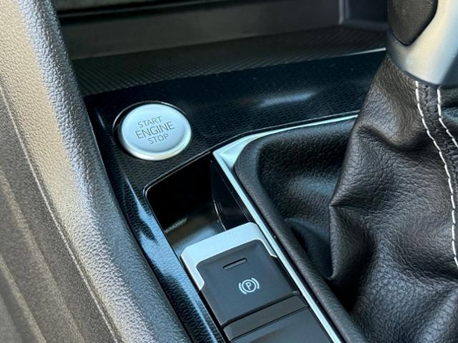 New 2026 Volkswagen Taos S FWD image 18