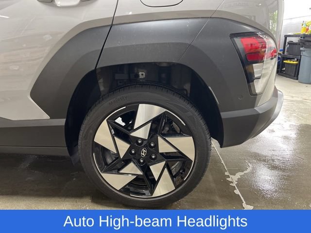 Used 2024 Hyundai Kona Limited AWD/4WD image 15
