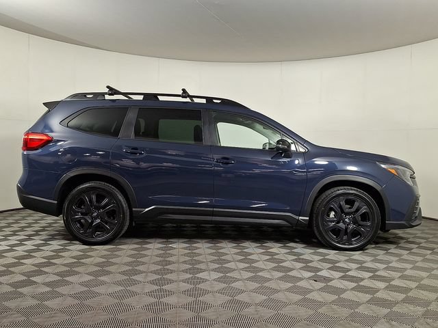 Used 2023 Subaru Ascent Onyx Edition AWD/4WD image 10