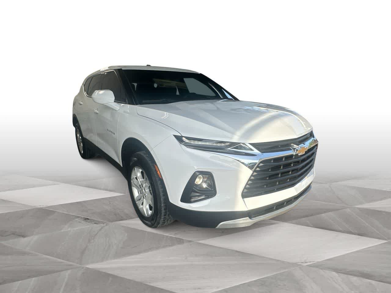 Used 2021 Chevrolet Blazer LT FWD image 2