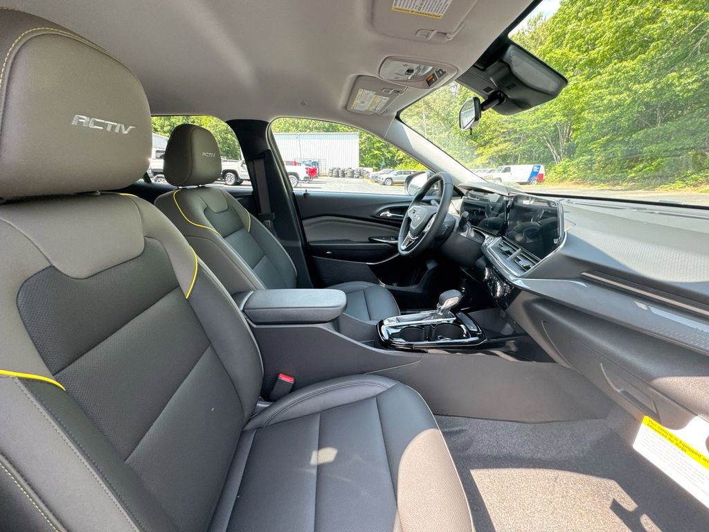 New 2026 Chevrolet Trax ACTIV FWD image 31