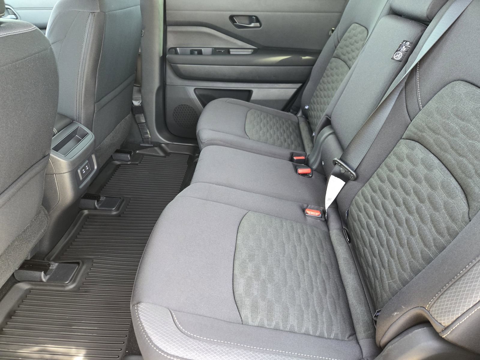 New 2026 Nissan Pathfinder SV image 23