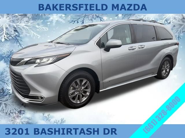 Used 2021 Toyota Sienna XLE