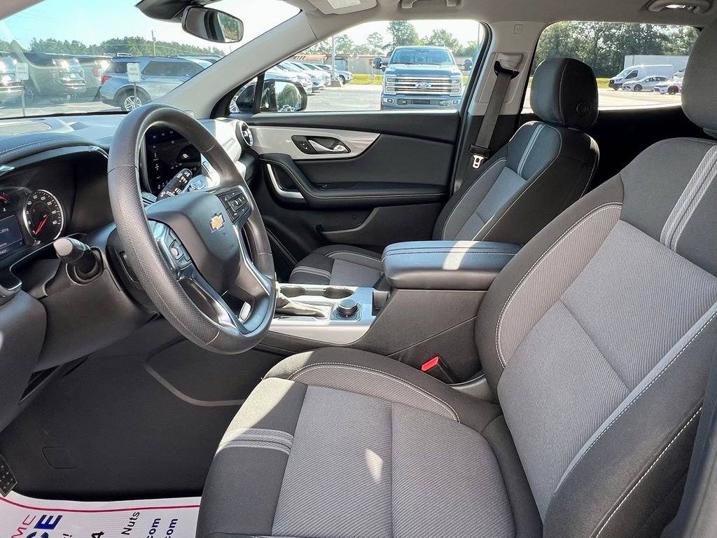 Used 2025 Chevrolet Blazer LT image 18