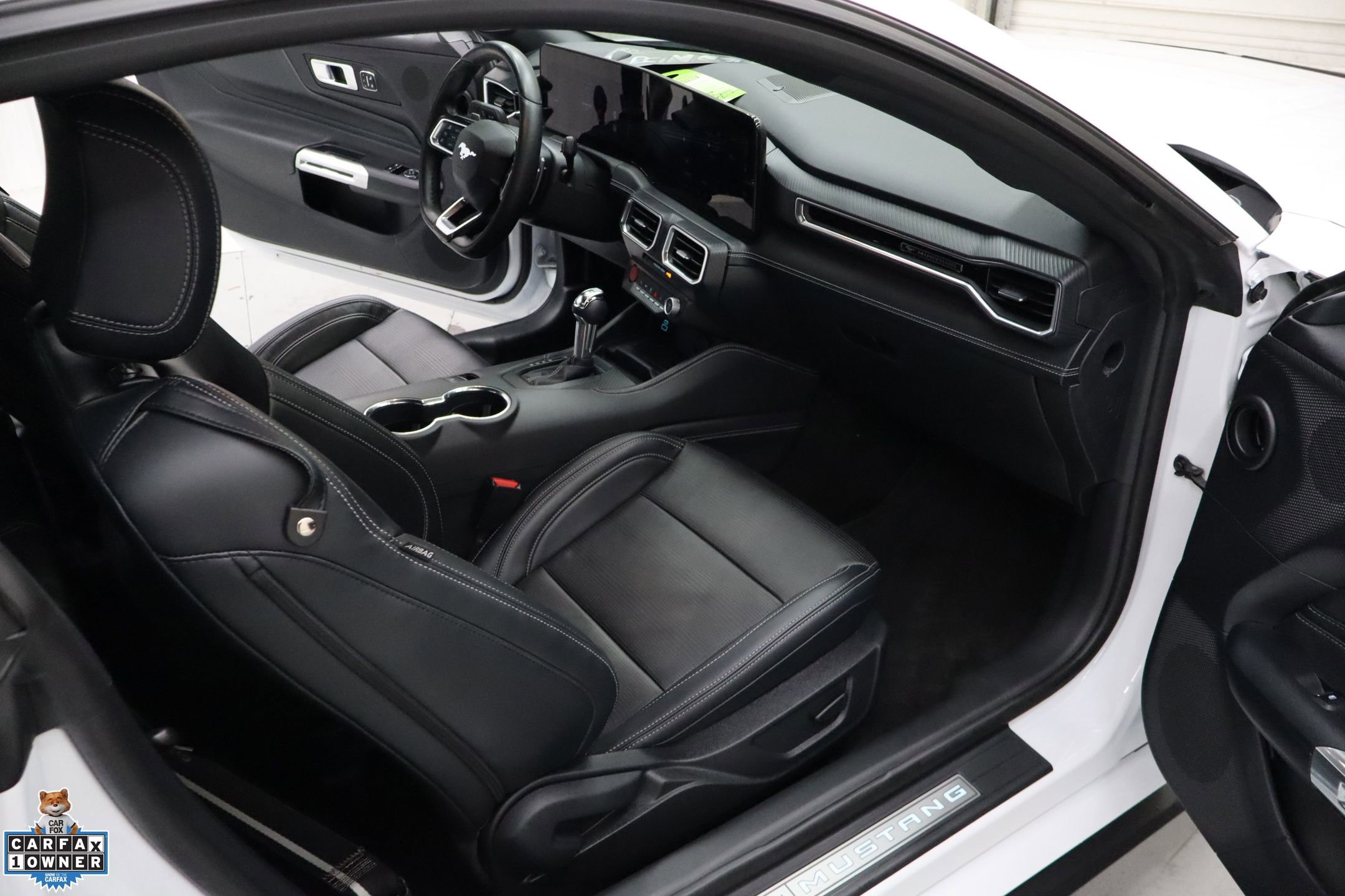 Used 2024 Ford Mustang GT Premium image 25